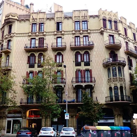 Проживание в семье Barcelona *